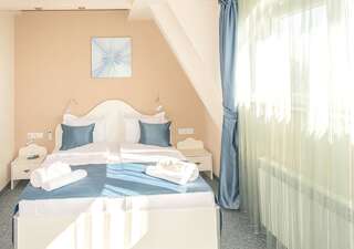 Отель Family Hotel Belle Epoque Beach Варна Двухместный номер с 1 кроватью с видом на море-1
